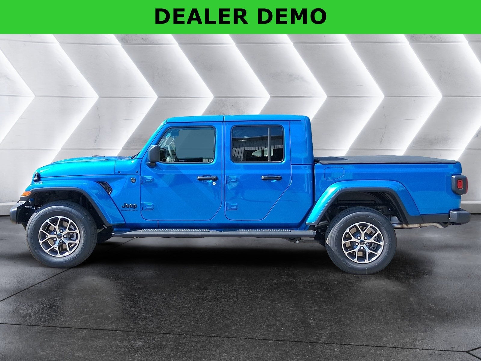 2025 Jeep Gladiator Sport S