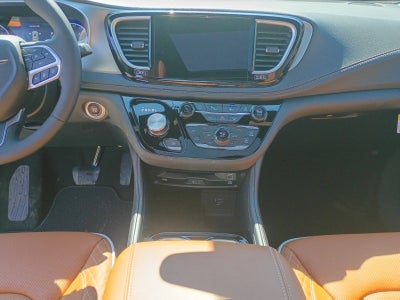 2026 Chrysler Pacifica Pinnacle