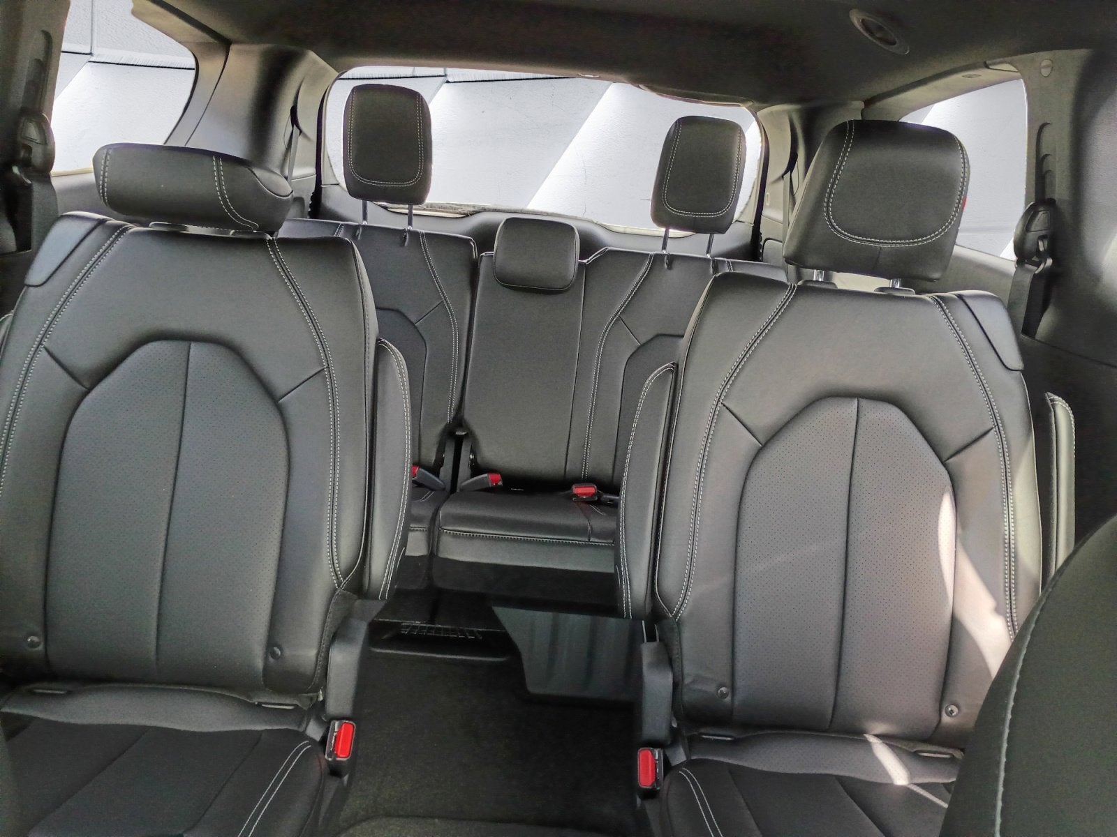 2026 Chrysler Pacifica Select AWD