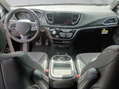 2027 Chrysler Pacifica Select AWD