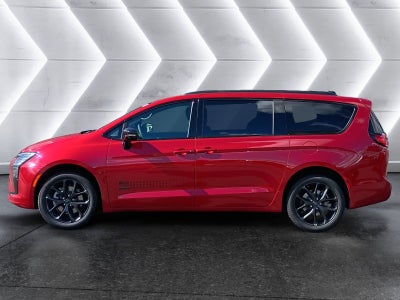 2027 Chrysler Pacifica Select AWD