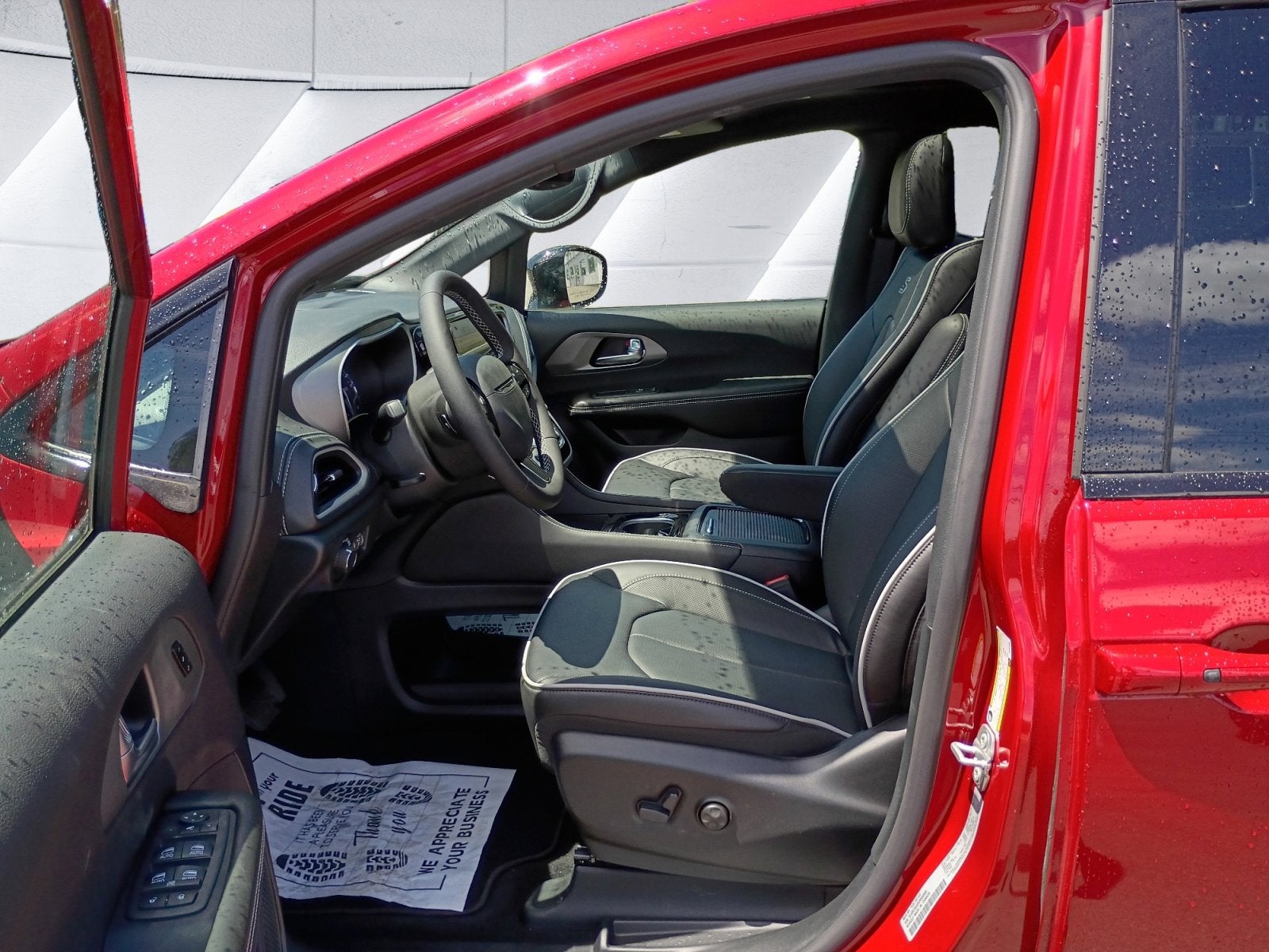 2027 Chrysler Pacifica Limited