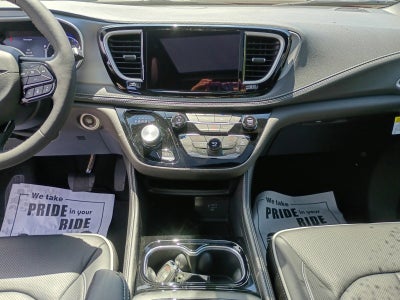 2027 Chrysler Pacifica Limited