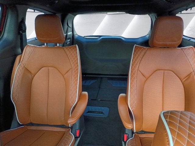 2025 Chrysler Pacifica Pinnacle