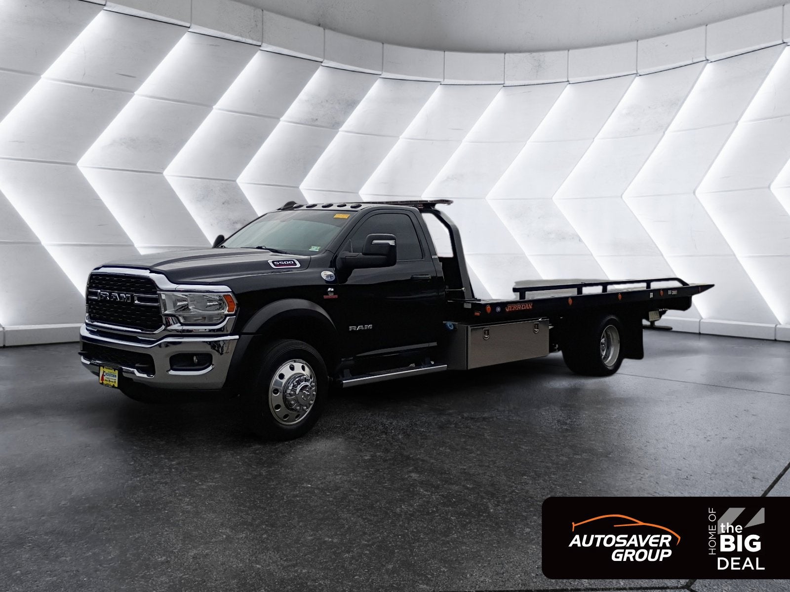 2024 RAM 5500HD SLT JERR-DAN ROLL BACK