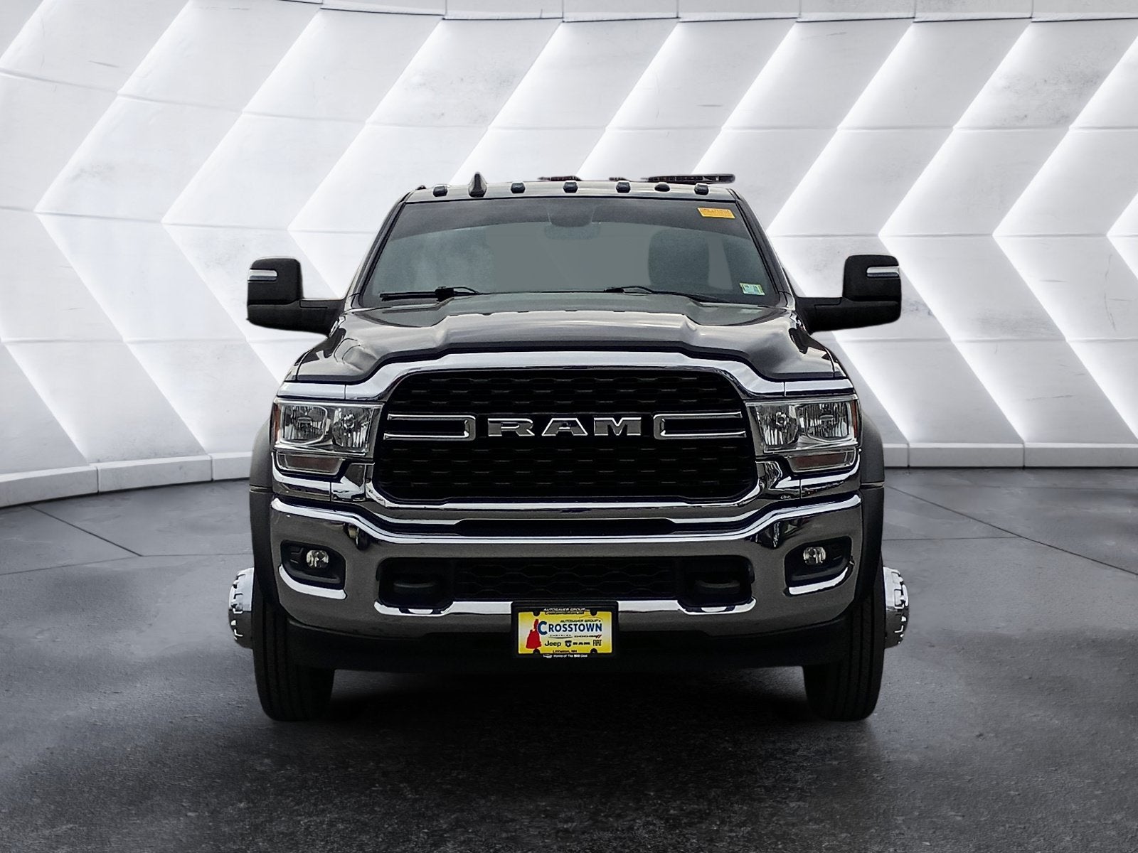 2024 RAM 5500HD SLT JERR-DAN ROLL BACK