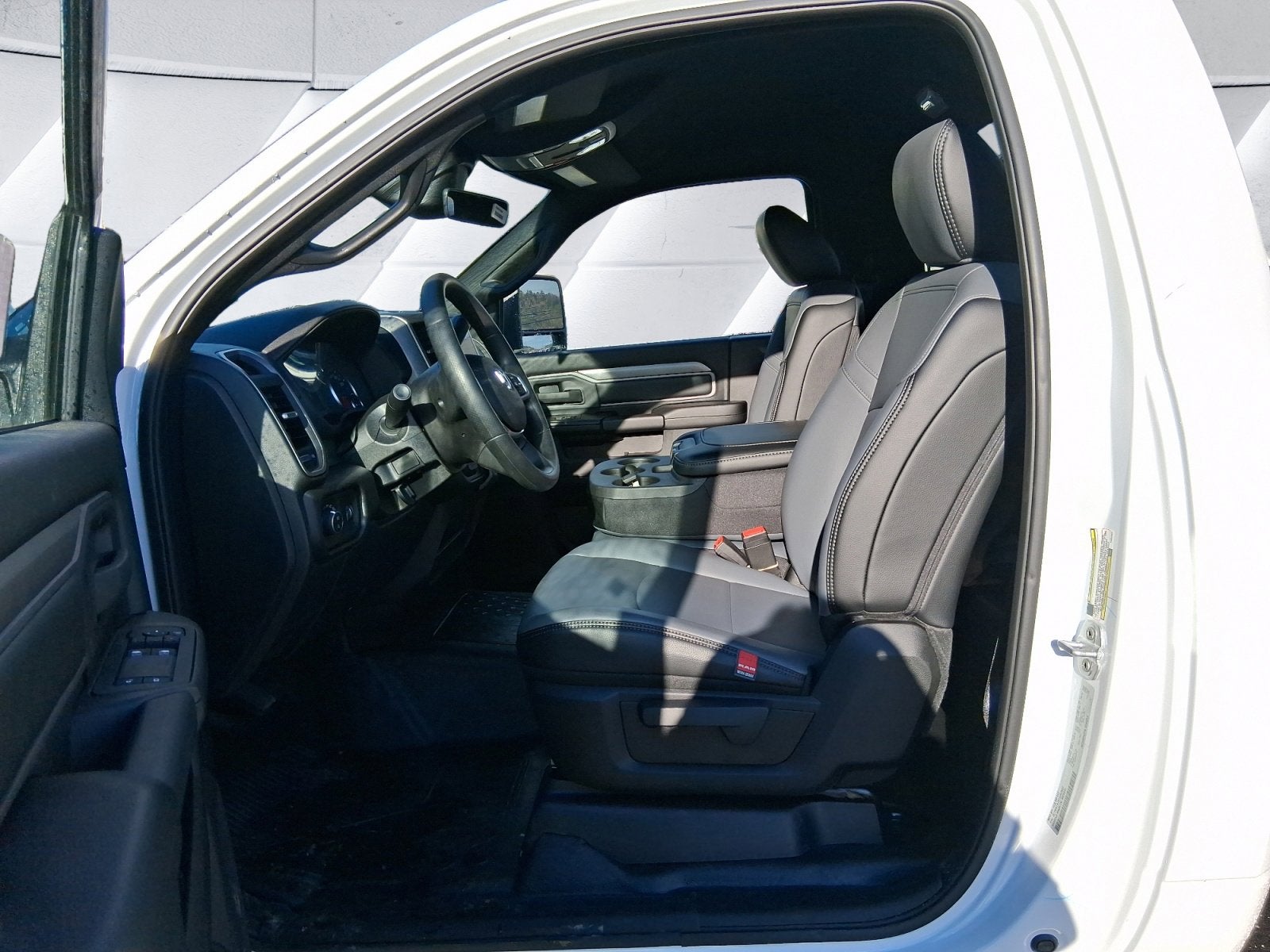 2026 RAM 3500 Chassis Cab Tradesman LEVEL 1 60" C/A