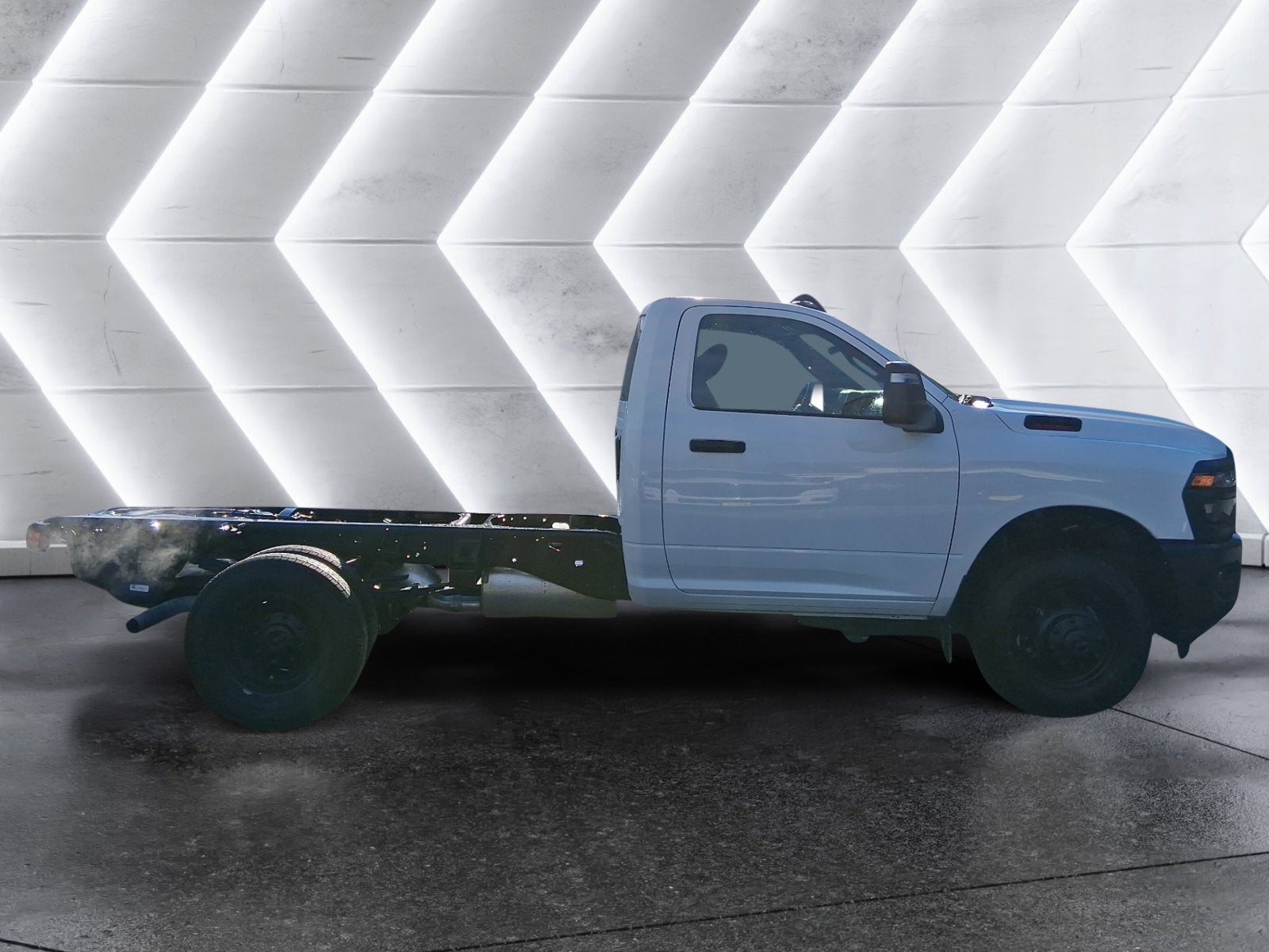 2026 RAM 3500 Chassis Cab Tradesman LEVEL 1 60" C/A