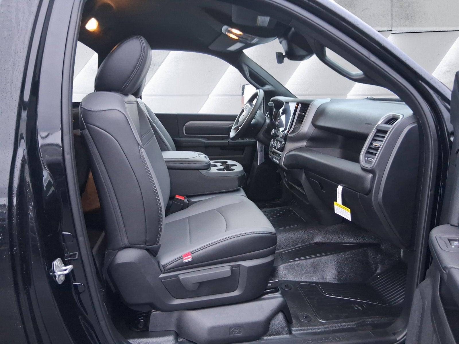 2026 RAM 3500 Chassis Cab Tradesman LEVEL 1 60" C/A