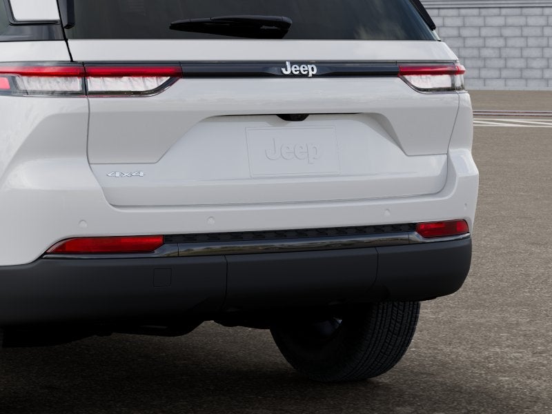 2027 Jeep Grand Cherokee Laredo X