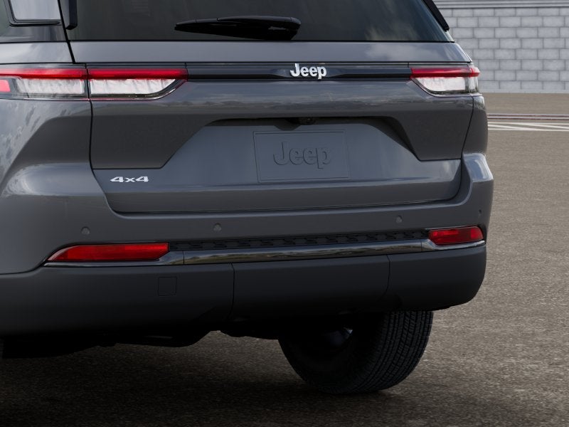 2027 Jeep Grand Cherokee Laredo X
